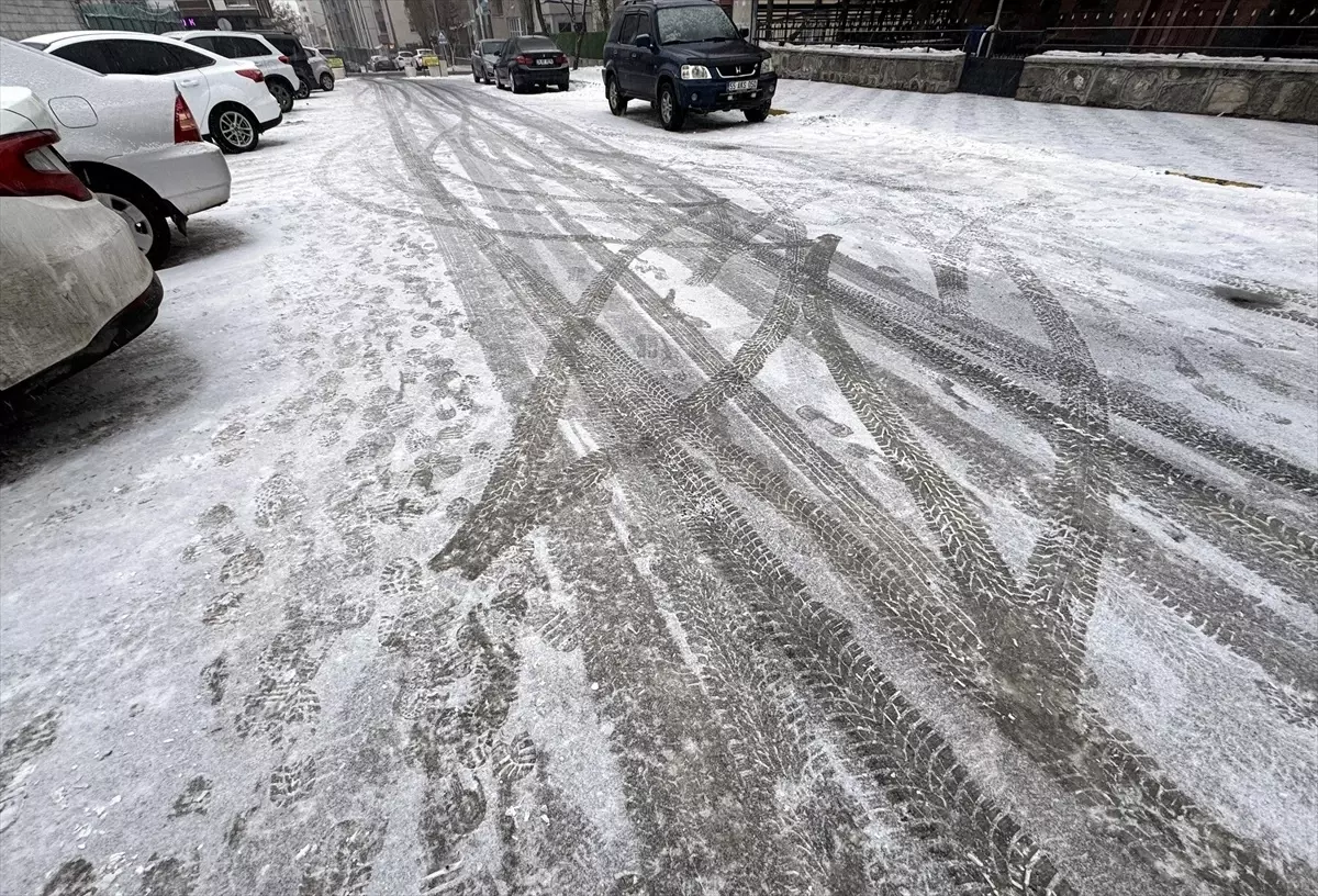 Erzurum ve Ardahan’da Kar Etkili